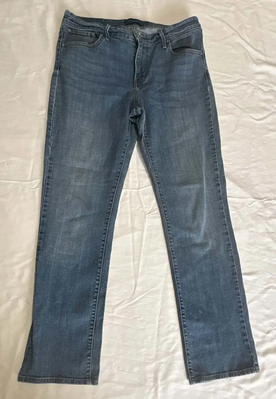 Levi's Demi Curve Classic Straight Leg Blue Jeans Women's Size 12/31
